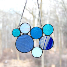 Load image into Gallery viewer, bubbles suncatcher: blue
