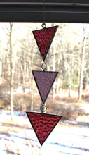 Load image into Gallery viewer, arrow chain suncatcher: pink